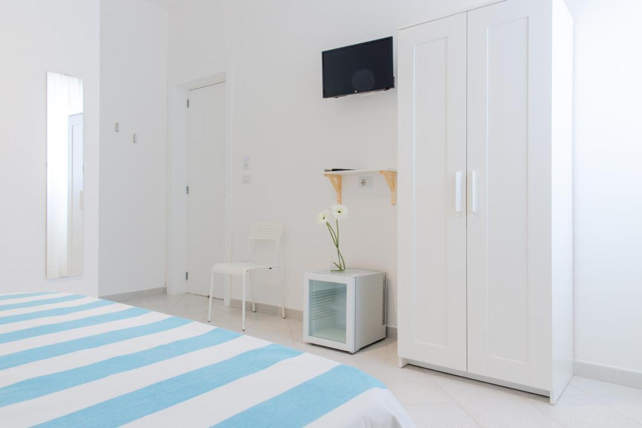 Vidamarina - Camere Al Mare Torre Lapillo Zewnętrze zdjęcie